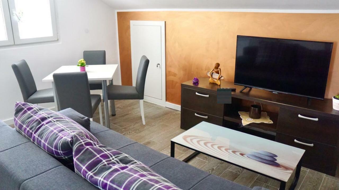 Apartman Zora Трогір Екстер'єр фото