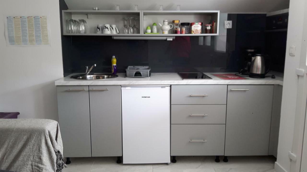 Apartman Zora Трогір Екстер'єр фото